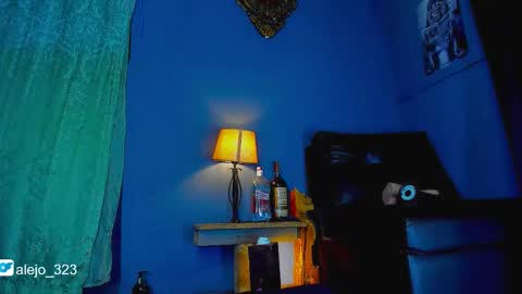 alejo_323__ online show from November 10, 1:37 am