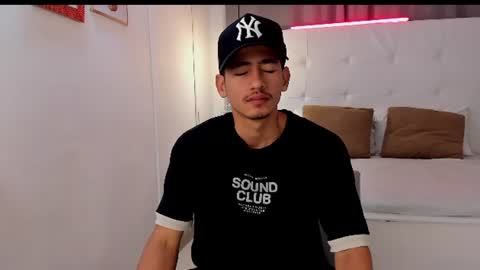 alejo_exotic online show from July 27, 12:23 pm