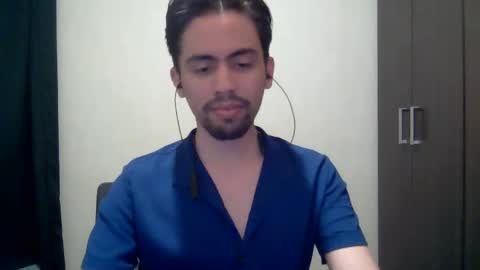 alejo_shy online show from December 25, 4:33 am
