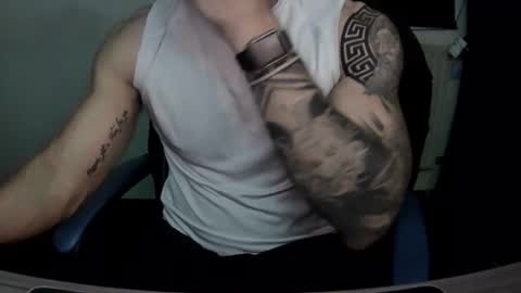 alejoduarte16 online show from November 17, 5:52 pm