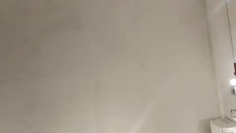 Snapshot of alekessler chatting on March 3, 12:59 am alekessler online show from March 3, 12:59 am