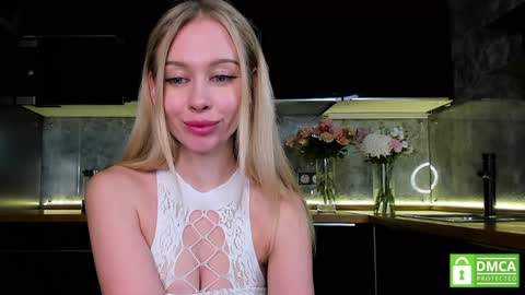 Snapshot of aleksa_cutie chatting on January 17, 4:15 pm Next stream - 2 dec - online show from January 17, 4:15 pm