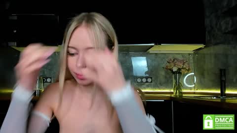 Snapshot of aleksa_cutie chatting on January 22, 12:49 pm Next stream - 2 dec - online show from January 22, 12:49 pm