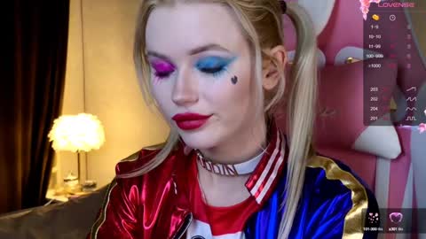 Lexi online show from December 11, 3:56 am