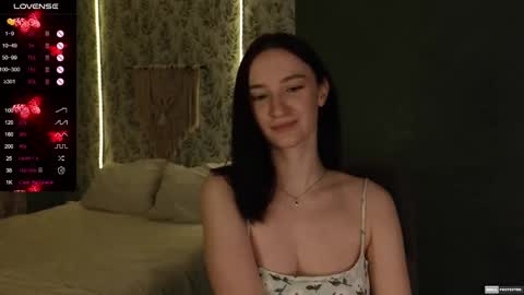 Snapshot of alena_navi chatting on February 23, 9:59 pm Alena online show from February 23, 9:59 pm