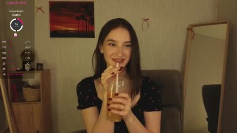 Alena online show from March 17, 1:25 pm