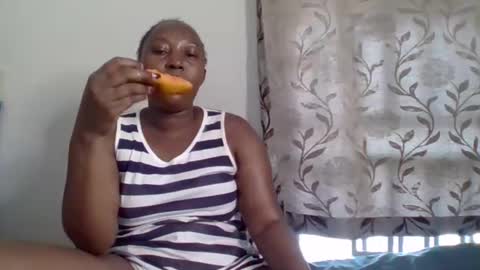 Noreen Kennth and Emilly online show from September 30, 7:24 am