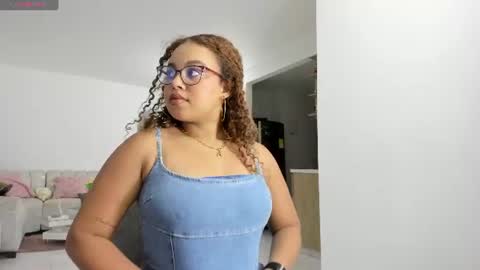 alesia online show from June 21, 2:58 am
