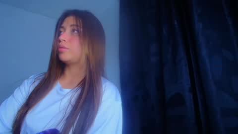 QUEEN OFF MILk  IM BACK  15 NOV online show from February 21, 11:32 pm