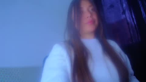 QUEEN OFF MILk  IM BACK  15 NOV online show from September 17, 9:16 pm