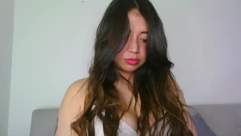 QUEEN OFF MILk  IM BACK  15 NOV online show from October 10, 11:59 pm