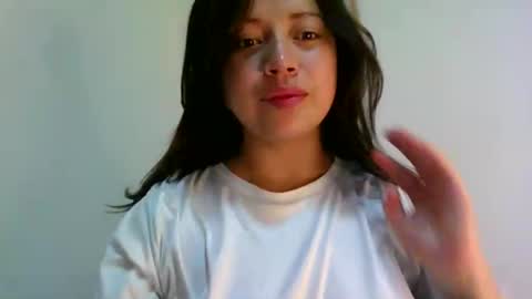 QUEEN OFF MILk  IM BACK  15 NOV online show from April 7, 10:26 am