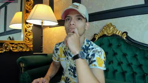 Snapshot of aless_king chatting on April 11, 7:07 pm Alessandro King online show from April 11, 7:07 pm