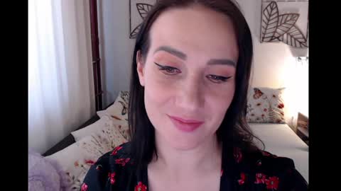 Snapshot of alessandra_foxy chatting on June 1, 1:57 pm Sandra online show from June 1, 1:57 pm