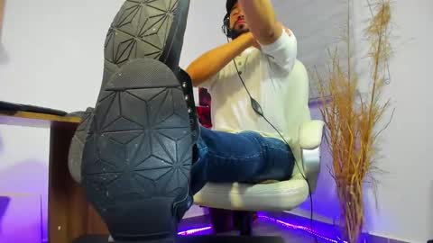 ALESSANDRO  WYE online show from December 2, 1:25 am