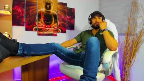 ALESSANDRO  WYE online show from January 16, 10:10 am