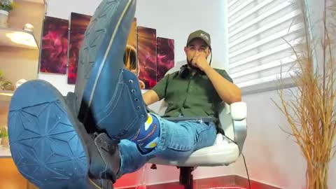 ALESSANDRO  WYE online show from February 19, 2:01 pm