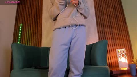 Alessandro Dybala online show from January 24, 12:20 pm