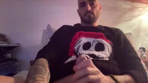 Snapshot of alessandromori91 chatting on February 19, 10:28 pm alessandromori91 online show from February 19, 10:28 pm