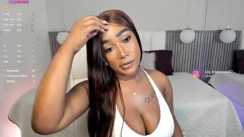 Yy  online show from April 16, 9:39 pm