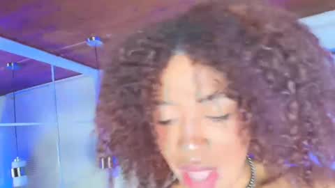 Snapshot of alessia_moon1 chatting on September 24, 11:13 am Alejandra online show from September 24, 11:13 am