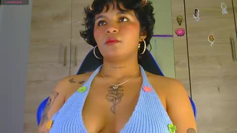 Snapshot of alessia_temptation chatting on April 26, 7:06 am alessia_temptation online show from April 26, 7:06 am