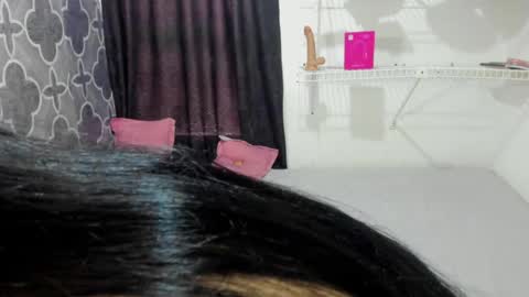 Snapshot of alessia_villa_ chatting on July 26, 9:32 pm alessia_villa_ online show from July 26, 9:32 pm