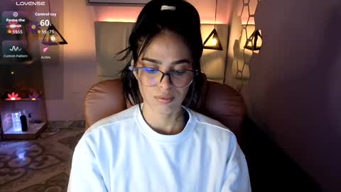 Snapshot of alessiaval chatting on October 2, 2:13 pm Valery online show from October 2, 2:13 pm