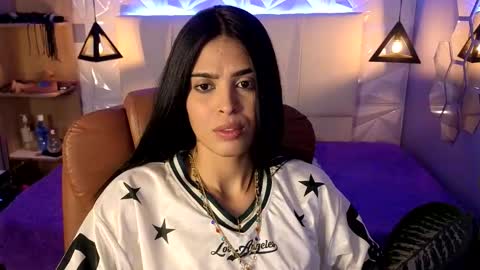 Snapshot of alessiaval chatting on December 18, 5:30 pm Valery online show from December 18, 5:30 pm