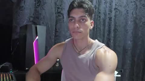 alessio Vale online show from April 1, 12:22 am