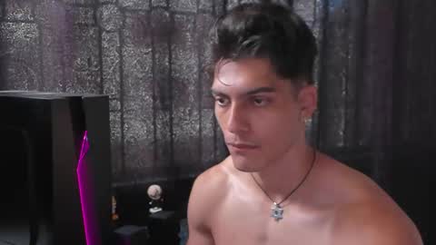 alessio Vale online show from April 2, 2:15 pm