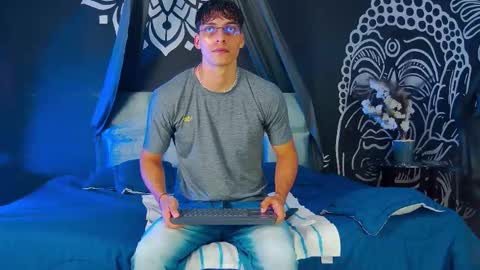 Alessio online show from December 20, 12:01 pm