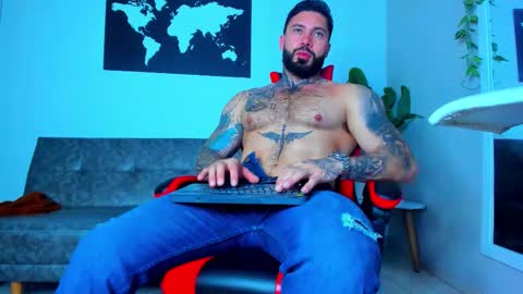 Snapshot of alessrose22 chatting on February 16, 7:43 pm Aless Rose online show from February 16, 7:43 pm