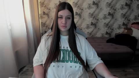 Aletta Oushen online show from February 24, 11:30 am