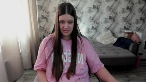 Aletta Oushen online show from March 11, 10:10 am