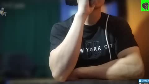 Snapshot of alex0397 chatting on February 26, 1:32 am alex0397 online show from February 26, 1:32 am