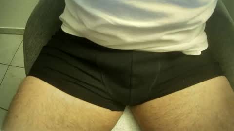 Snapshot of alex34nrw chatting on November 15, 5:20 pm Alex online show from November 15, 5:20 pm