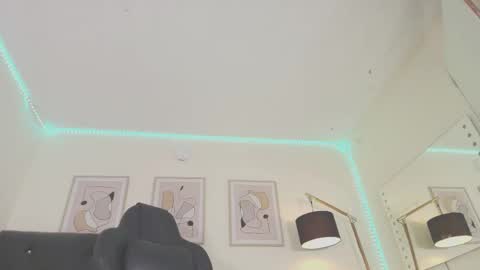 Snapshot of alex4diaz chatting on February 9, 5:08 am Alexa online show from February 9, 5:08 am