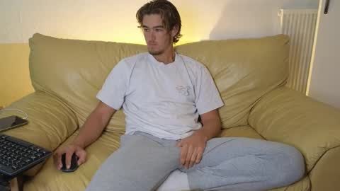 Alex83530 online show from October 24, 8:33 am