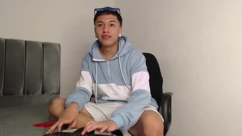 Owen online show from December 7, 1:58 am