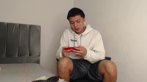 Owen online show from January 13, 3:34 am