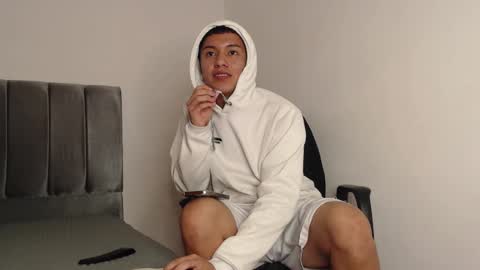 Owen online show from February 12, 5:26 am