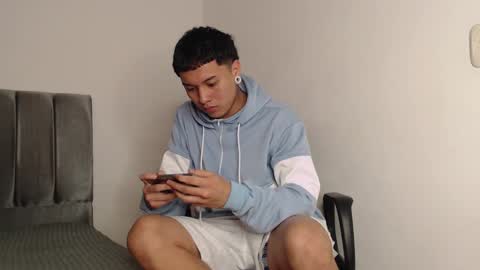 Owen online show from February 28, 4:54 am