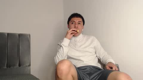 Owen online show from October 16, 2:23 am