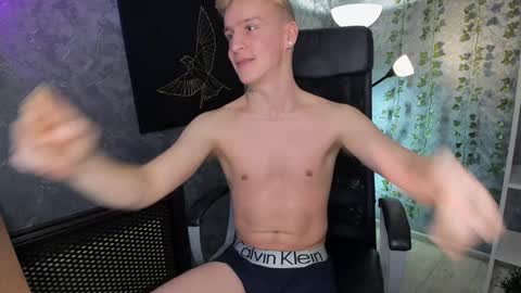 Snapshot of alex__sweet chatting on January 5, 4:16 pm your Alex online show from January 5, 4:16 pm
