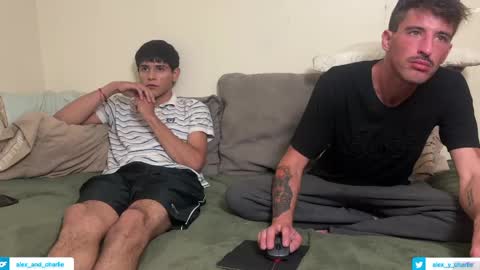 alex_and_charlie online show from April 22, 7:33 am