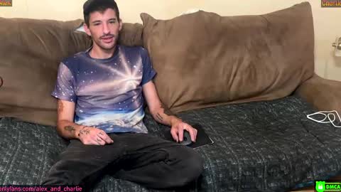 Snapshot of alex_and_charlie chatting on June 6, 7:13 am alex_and_charlie online show from June 6, 7:13 am