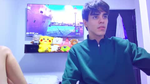 sneider online show from February 2, 5:17 am