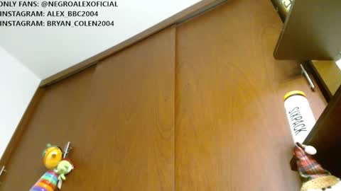 Snapshot of alex_bbc2004 chatting on February 13, 4:30 am alex bbc2004 online show from February 13, 4:30 am