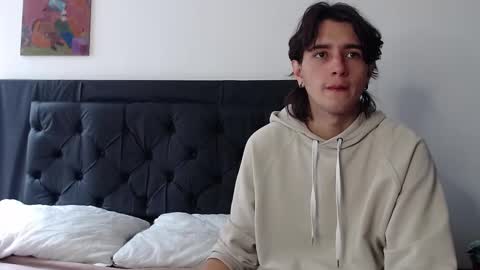 alex_connorr online show from March 12, 4:24 pm